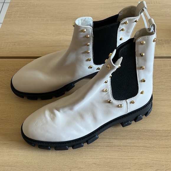 NWOB Michael Kors Ridley Astor Stud Leather Boots - Picture 7 of 10